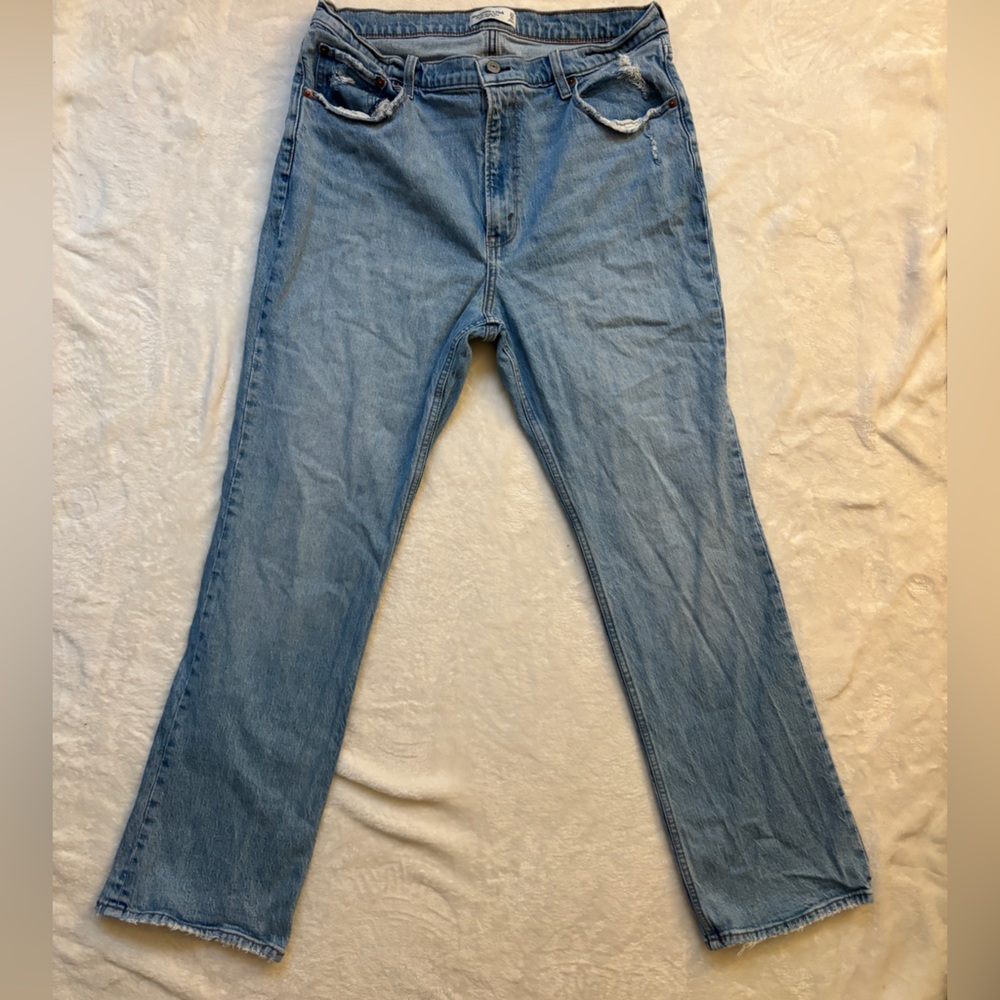 Abercrombie & Fitch - 70’s vintage Flare - ultra high rise med. wash - 33/16R